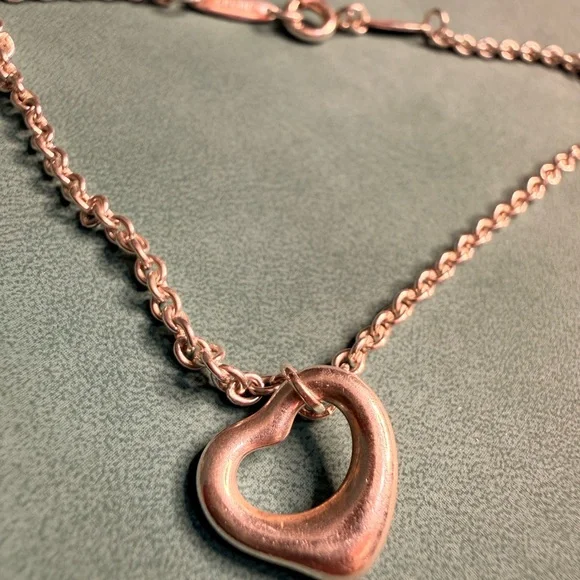 ✨ Tiffany & Co. Elsa Peretti Open Heart Bracelet – Sterling Silver ✨ - Picture 2 of 7